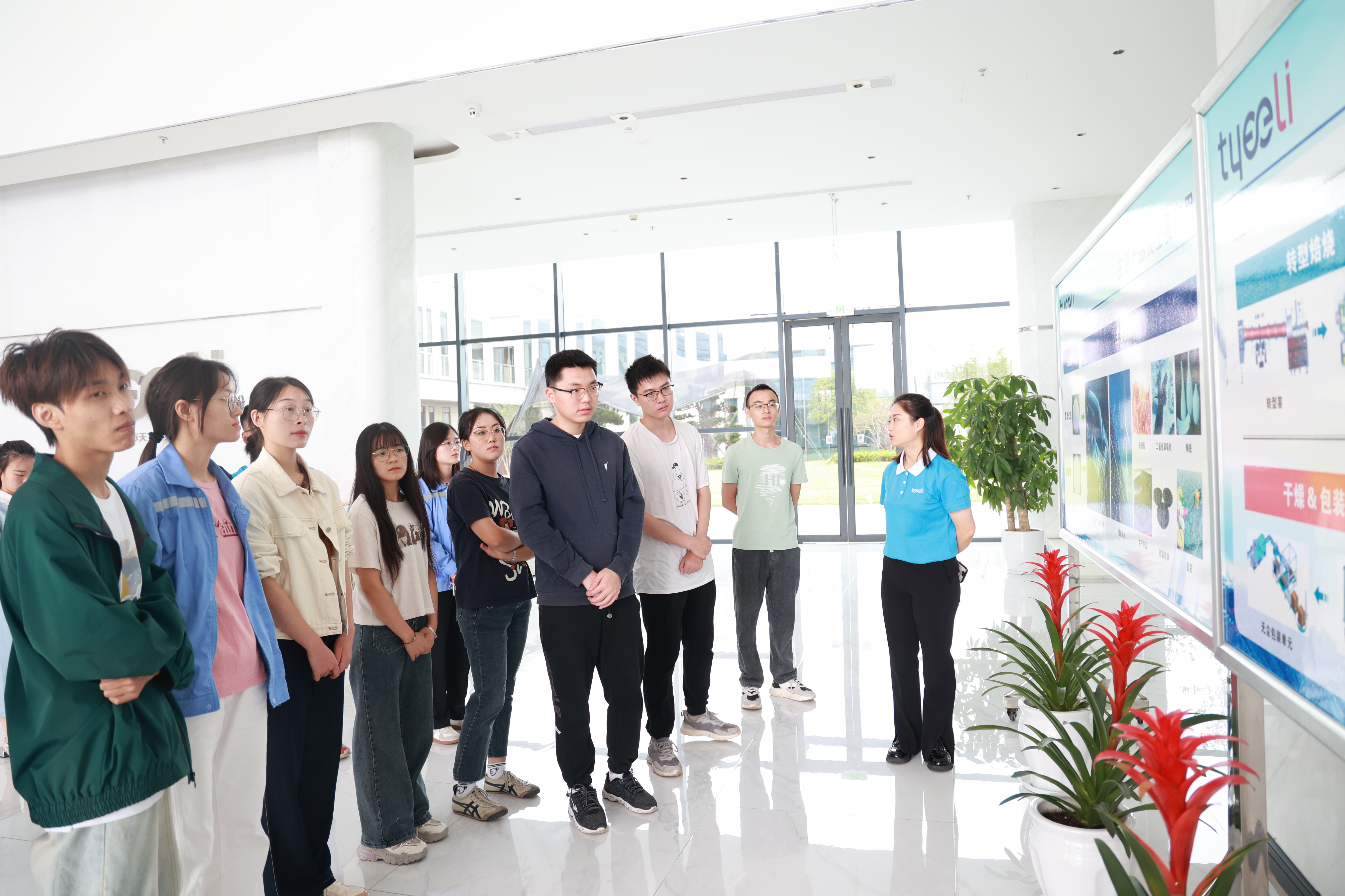 a420*555d214eec281b980*928bd5b76