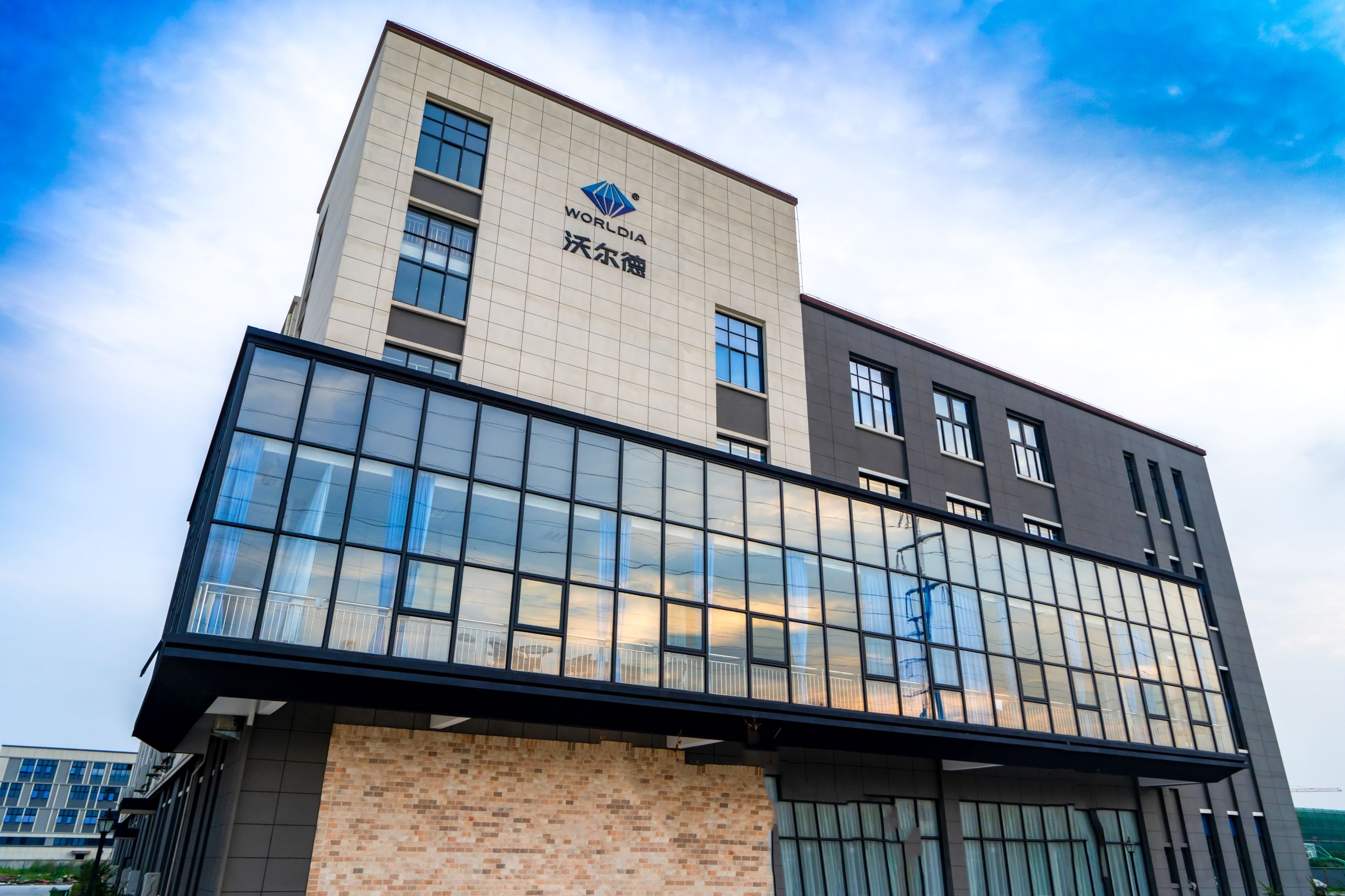 股份制企业 单位规模: 500-999人